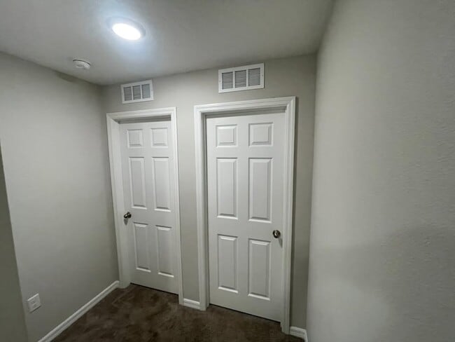 Building Photo - 13037 Pennybrook Dr