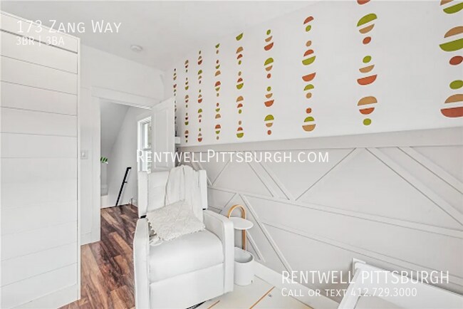 Building Photo - 173 Zang Way