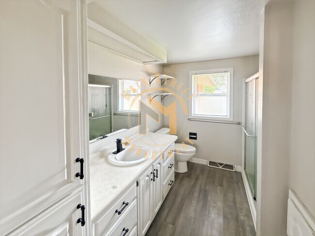 Building Photo - 1313 St Agnes Dr