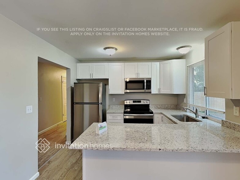 Building Photo - 11243 Clermont Ct