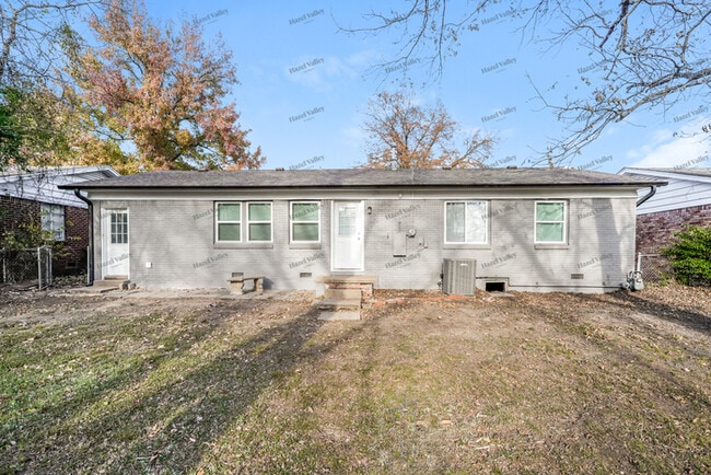 Building Photo - 7926 E 27th Ct