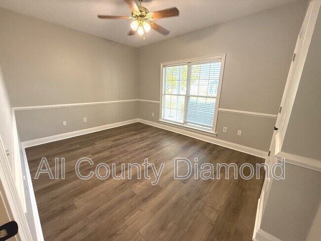 Building Photo - 12207 Lyndell Plantation Dr