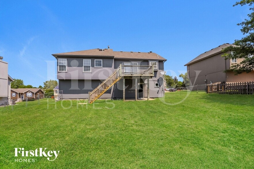 Building Photo - 1603 Johnston Dr