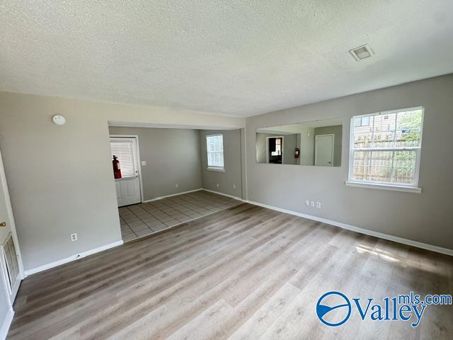 Building Photo - 2713 Clayton Dr NW