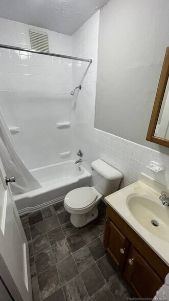 Building Photo - 81 S Huntington Ave