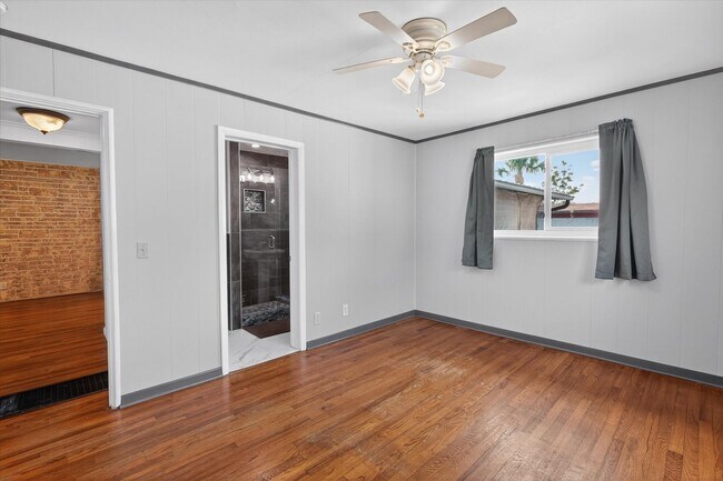 Building Photo - Beachside Pool Home Just Minutes from the Ocean!