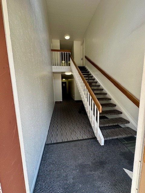 Building Photo - 2261 Hedgerow Road