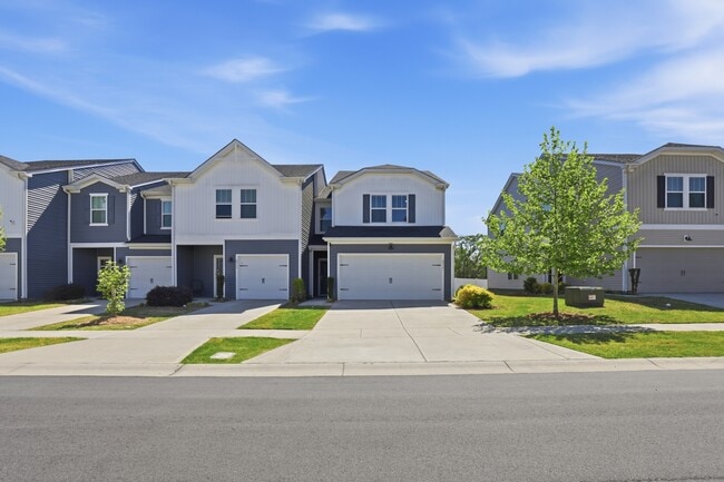 Building Photo - 2317 Belterra Dr