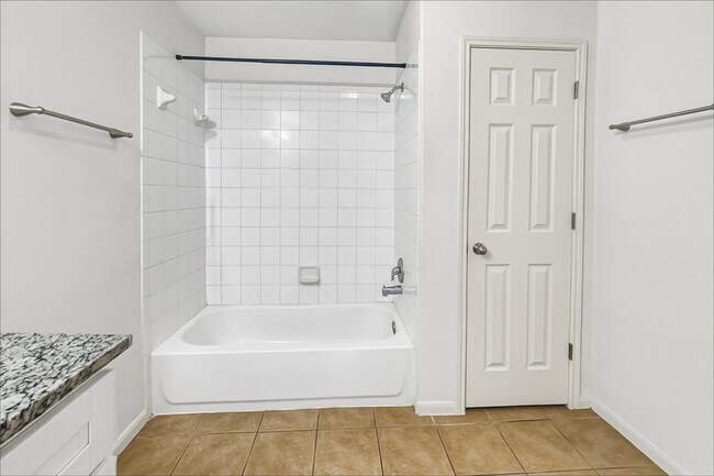 Building Photo - 8339 Loetsch Ridge Way