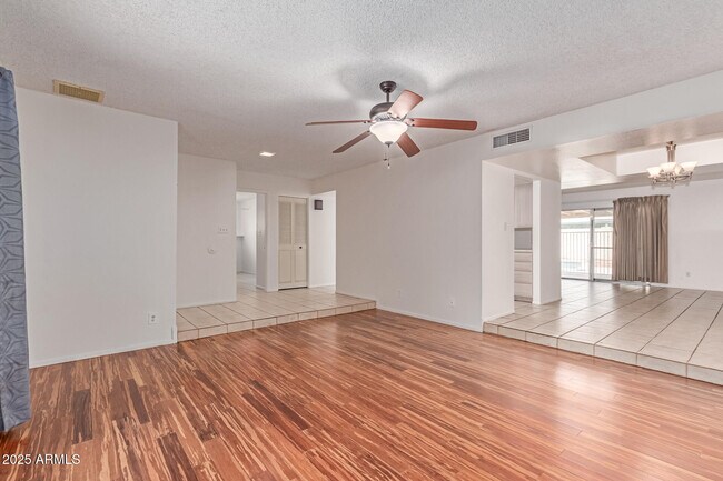 Building Photo - 5528 W Calavar Rd