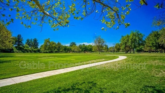 Building Photo - 26020 Moreno Dr