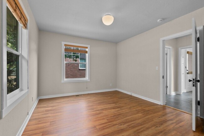 Building Photo - 6214 24th Ave NE