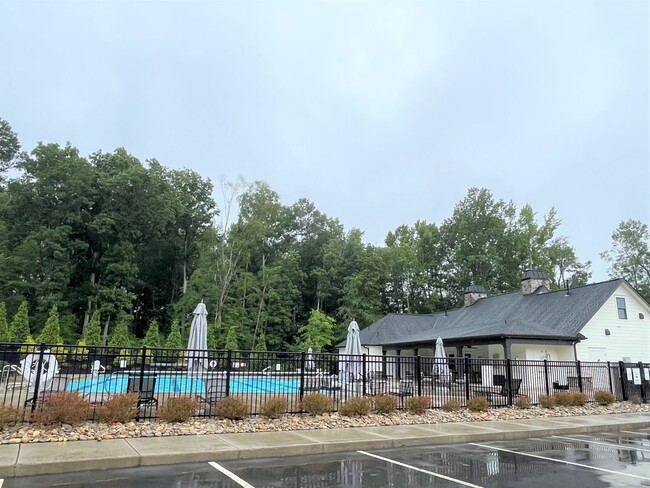 Building Photo - ~~ Cambridge Park in Mebane ~~