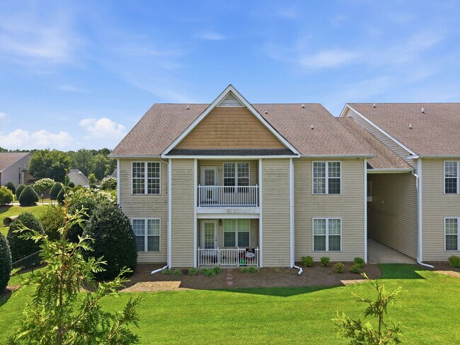 Building Photo - 1320 Kershaw Loop