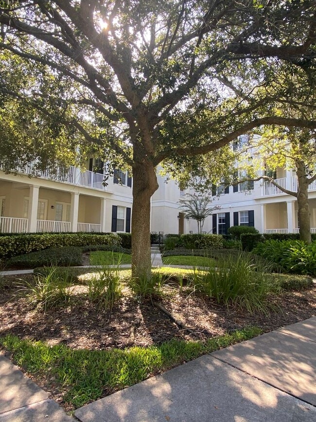 Building Photo - Baldwin Park: Gorgeous 2nd Floor Condo wit...