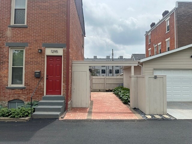 front door and parking patio - 1295 Kutchins Pl