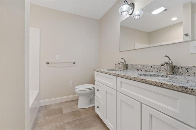 Building Photo - 595 St Paul St