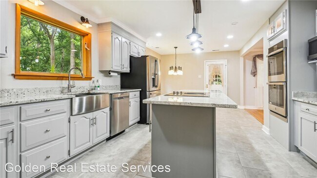 Building Photo - 5 br, 4 bath House - 10912 Watermill Ct