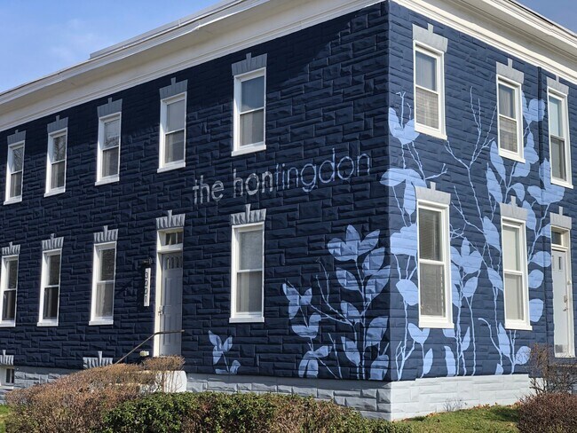 Building Photo - 3001 Huntingdon Ave