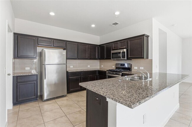 Building Photo - 7121 Ranchito Dr