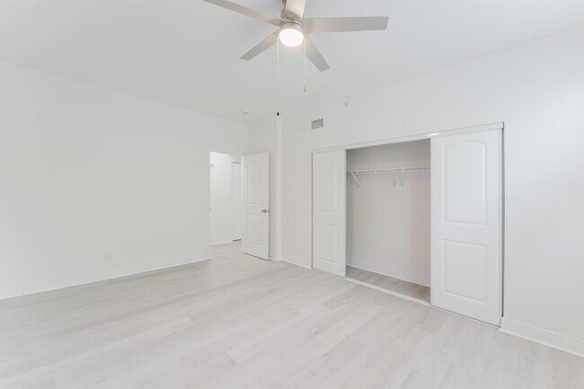 Building Photo - 20889 St Andrews Blvd