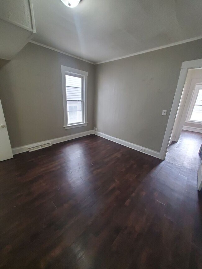 Building Photo - 1613-1615 Taylor Ave. (Duplex)