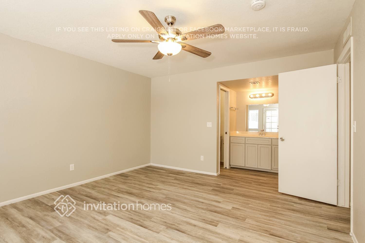 Building Photo - 4316 N 106th Dr