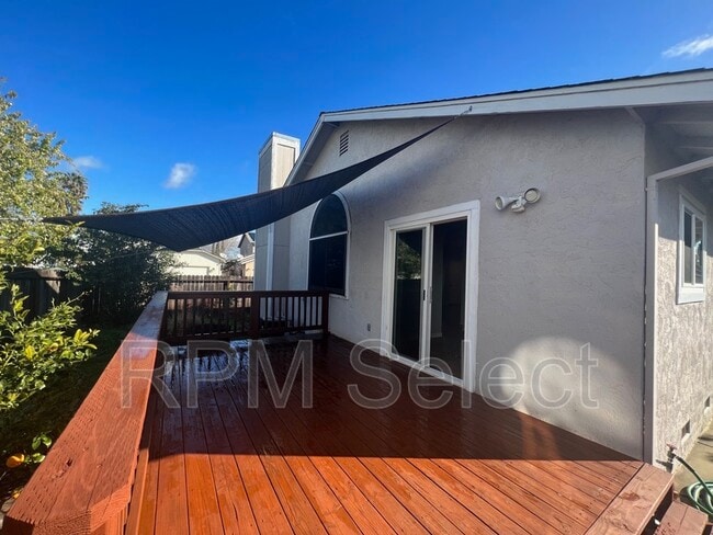 Building Photo - 1180 Camellia Ln