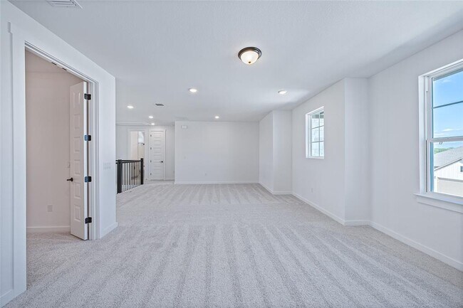 Building Photo - 6812 Rounded Pebble Ln