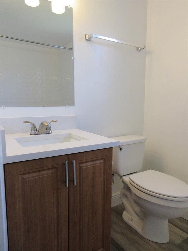 Building Photo - 11515 NW 44th St