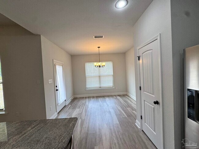 Building Photo - 5723 Maggie Rose Cir