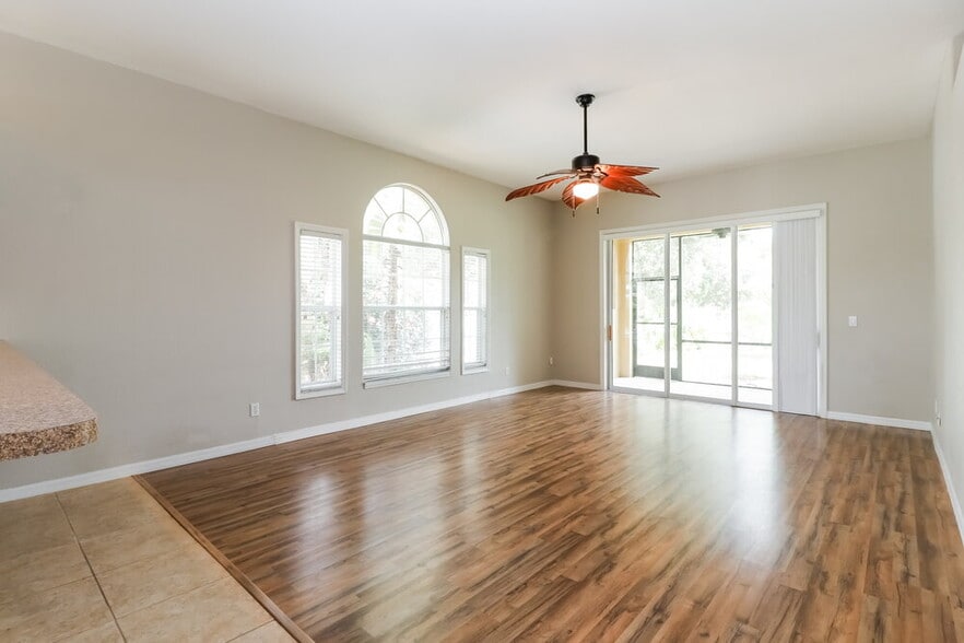 Building Photo - 6319 Laurel Creek Trail