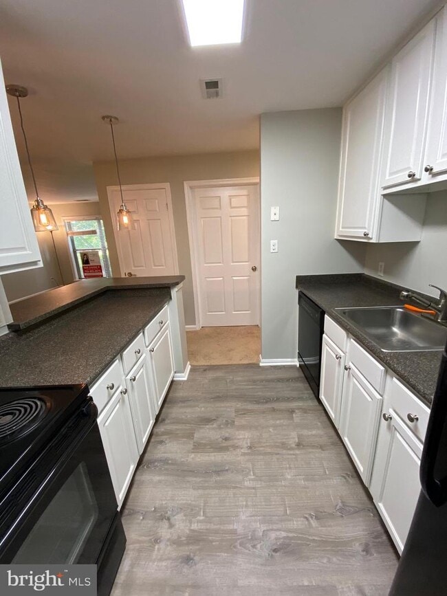 Building Photo - 10303 Appalachian Cir