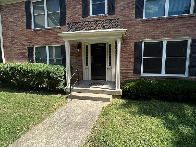 Building Photo - 3807 Leland Rd