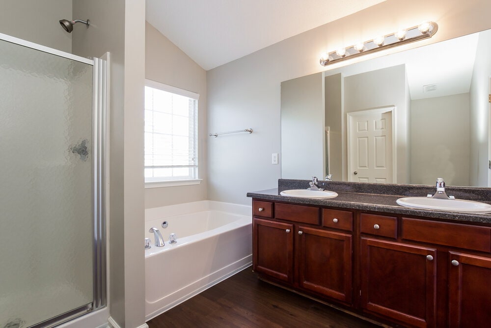 Building Photo - 150 Preserve Dr