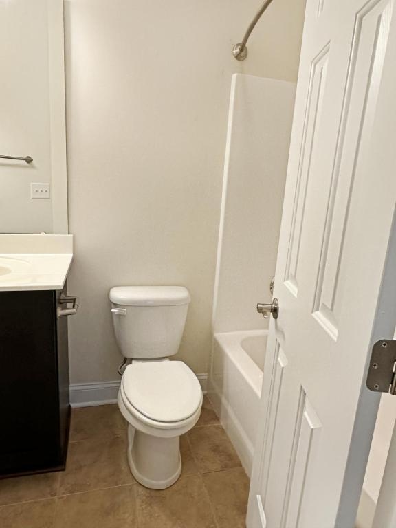 Building Photo - 56 Nandina Dr