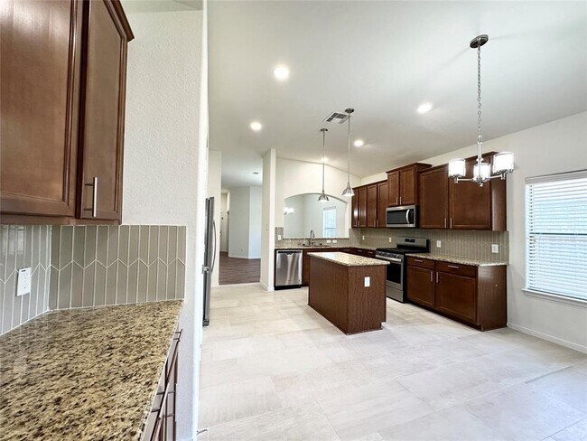 Building Photo - 23702 N Newport Bend