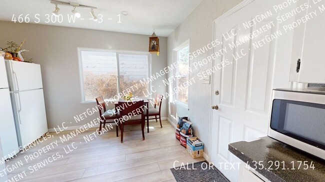 Building Photo - 466 S 300 W