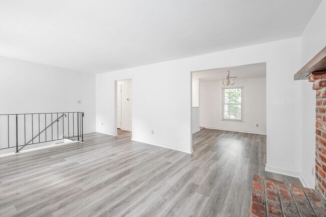 Building Photo - Great West End Two Bedroom Flat for rent