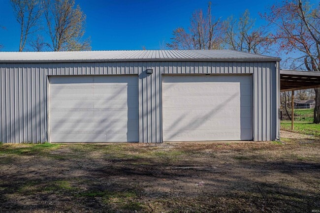Building Photo - 2333 Old Plank Rd