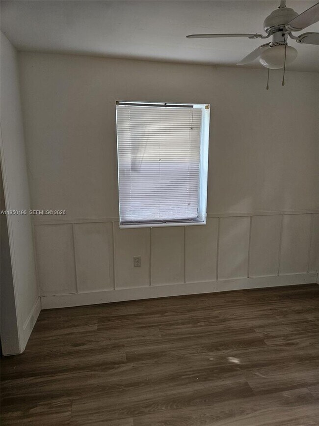 Building Photo - 5660 SW 78th St