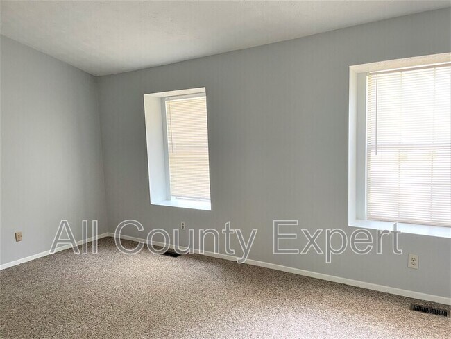 Building Photo - 3089 Revere Ct