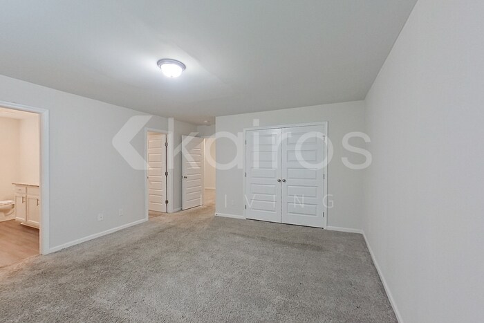 Building Photo - 247 Western Red Cedar Dr