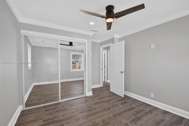Building Photo - 824 Bayberry Dr