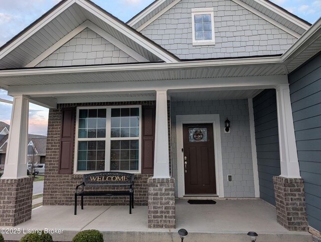 Building Photo - 2861 Hamilton Springs Dr