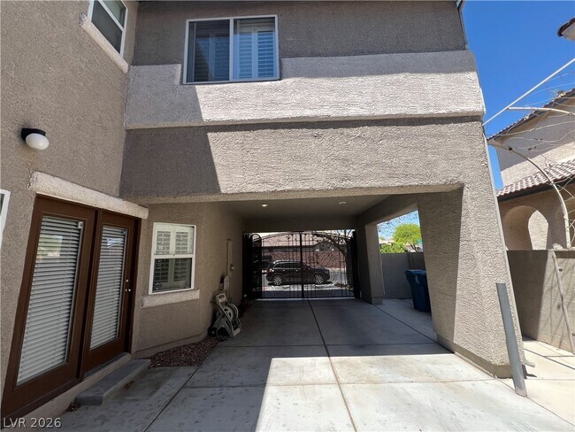 Building Photo - 9460 Glendora Valley St