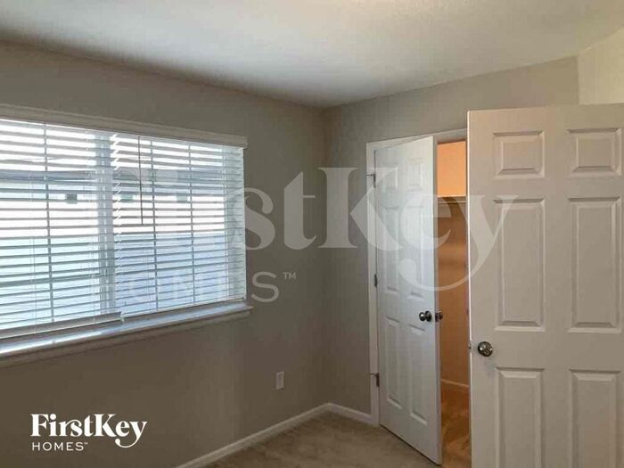 Building Photo - 4401 N Quatar Ct