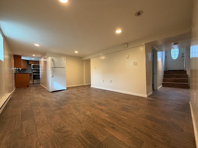 Building Photo - 338 Riverside Ave