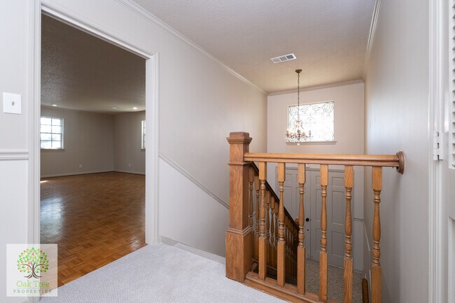 Building Photo - 28 Nob Hill Cove