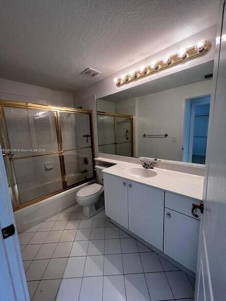 Building Photo - 10700 NW 66th St